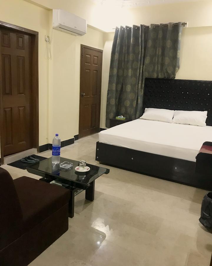 Hotel Second Home Karaçi Dış mekan fotoğraf
